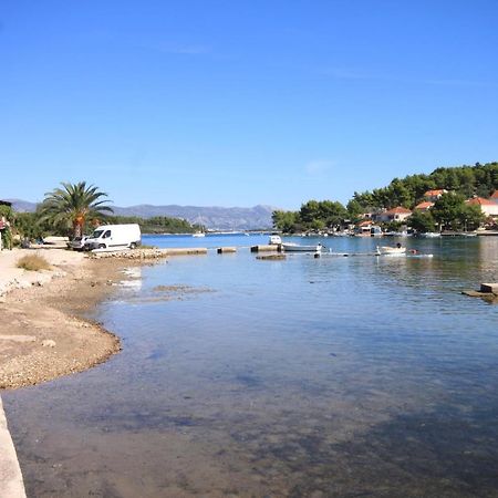 Rooms With A Parking Space Lumbarda, Korcula - 4436 Exterior photo