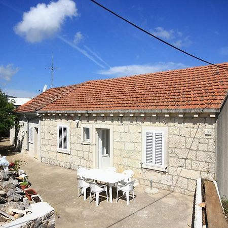 Rooms With A Parking Space Lumbarda, Korcula - 4436 Exterior photo